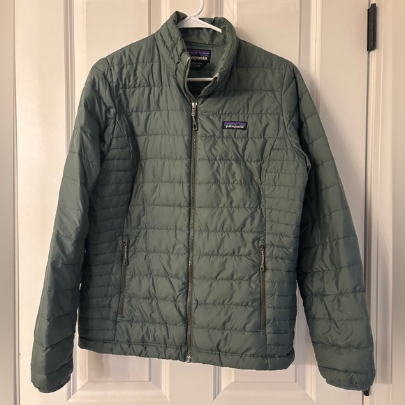 Patagonia Jackets & Blazers - Patagonia Women’s Olive Puffer Jacket